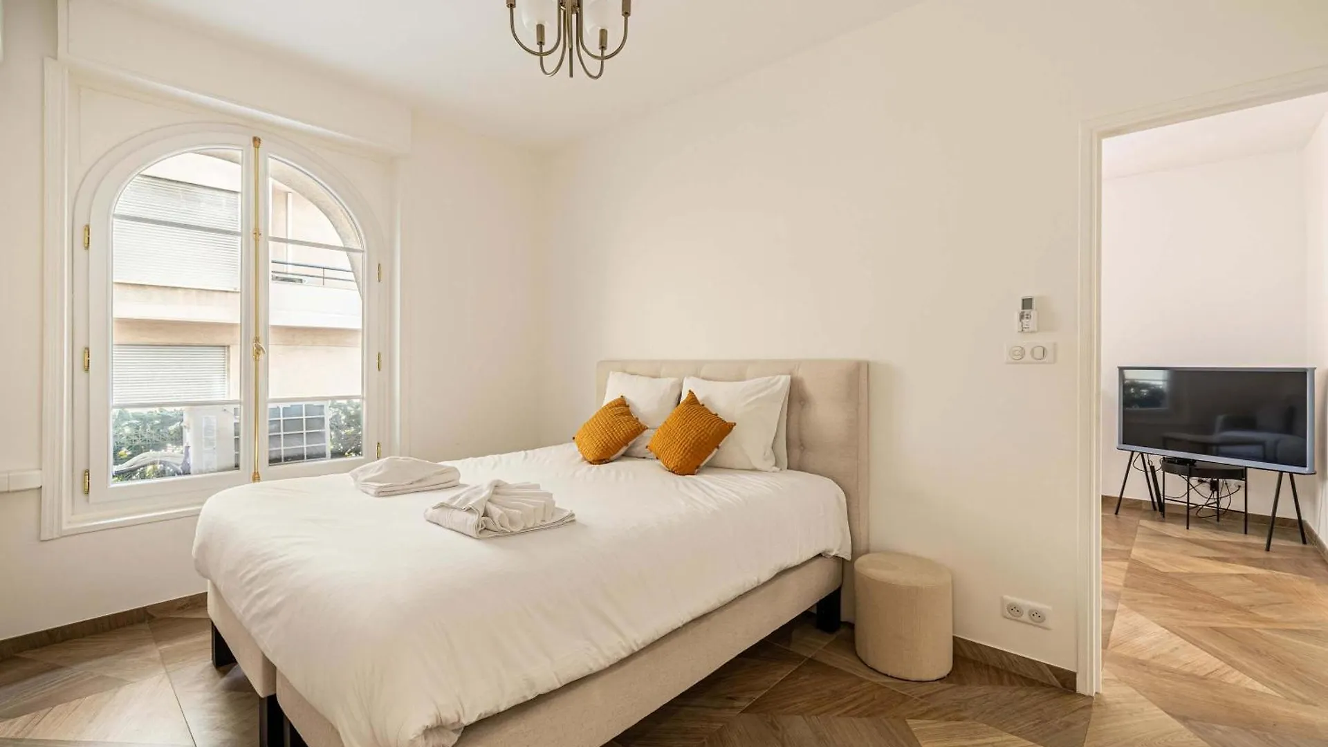 Apartment Le Pasteur Pour Tout Confort En Plein Coeur De Cannes